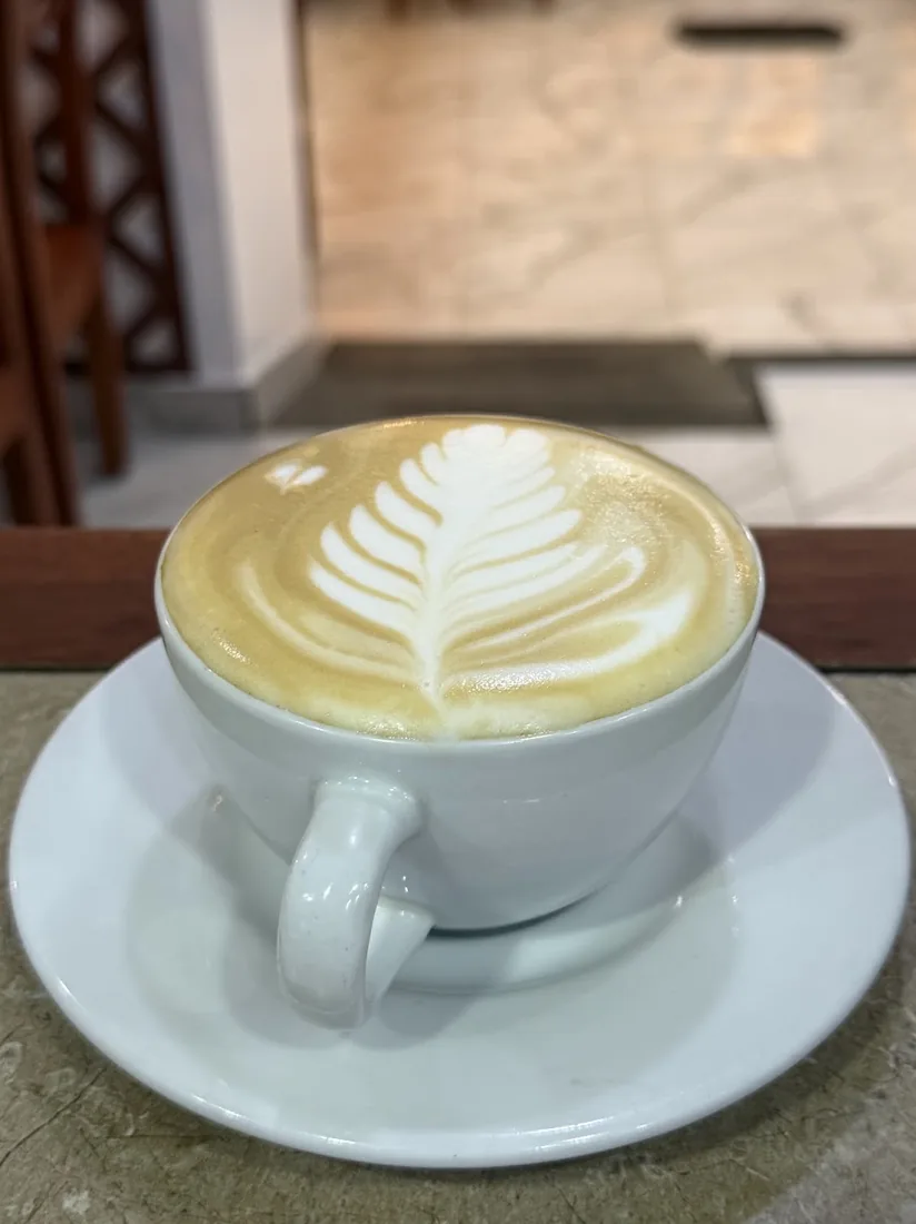 Capuchino con arte latte